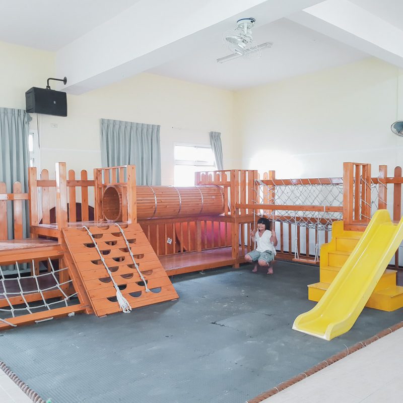 室內兒童遊樂設施